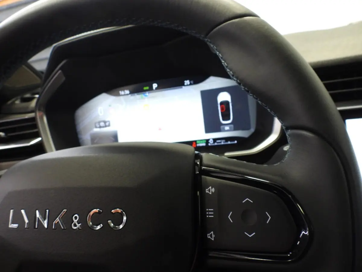 1.5 PHEV BlackEdition NAVI/360CAM/SCHUIFDAK/LED/20"LMV!