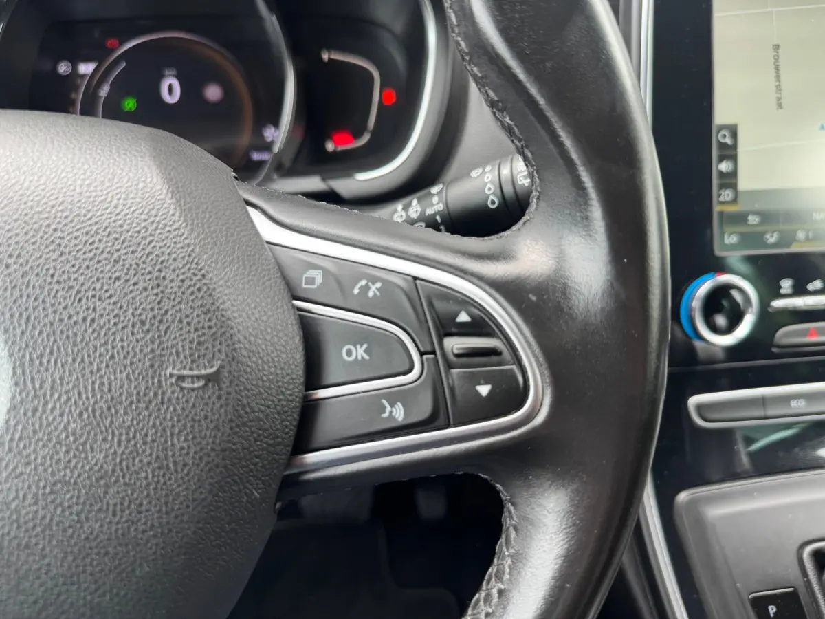 1.3 TCe Bose Automaat,7p. Audio/Navigatie,Carplay,Parksensoren/Camera,