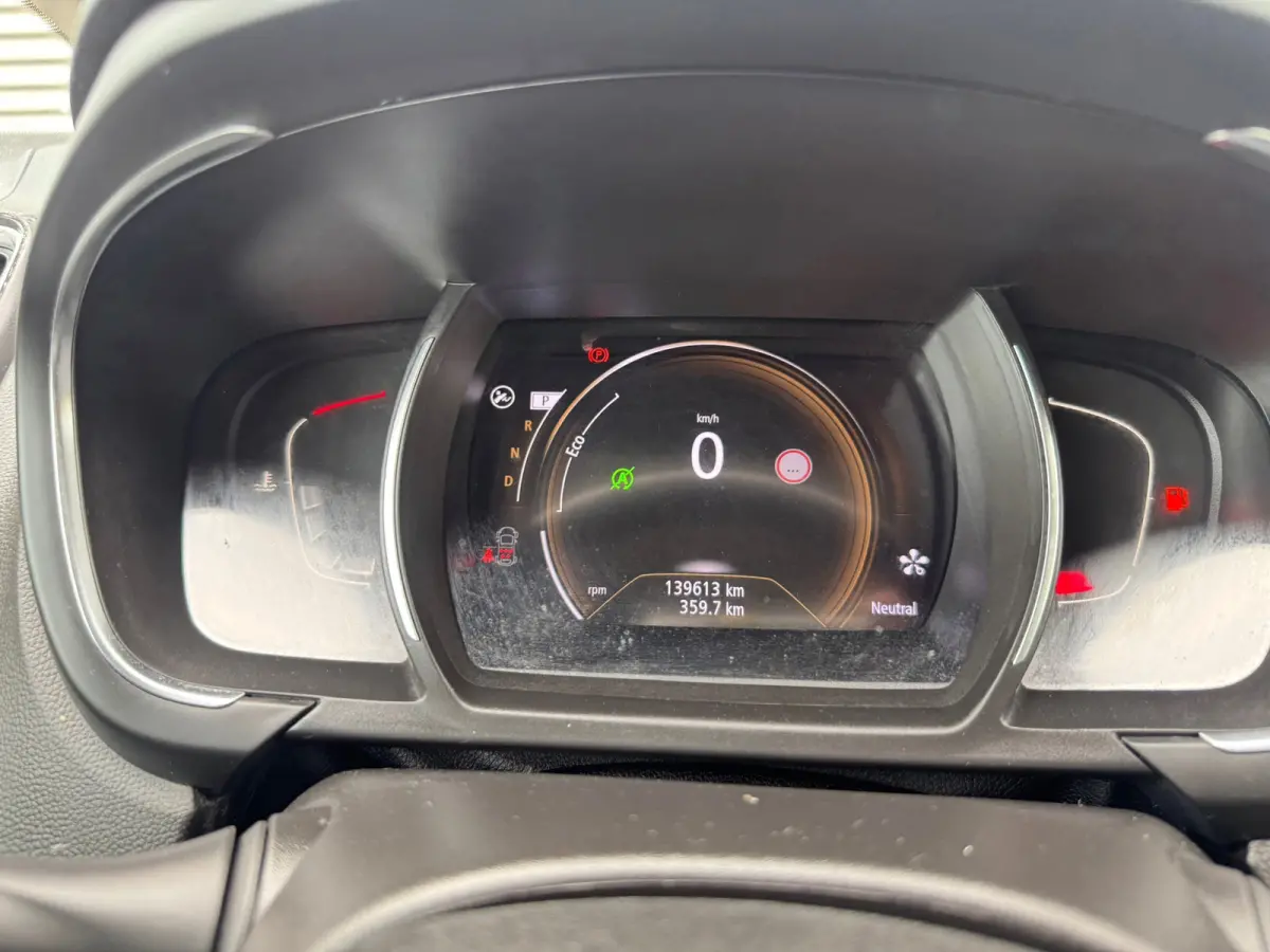 1.3 TCe Bose Automaat,7p. Audio/Navigatie,Carplay,Parksensoren/Camera,