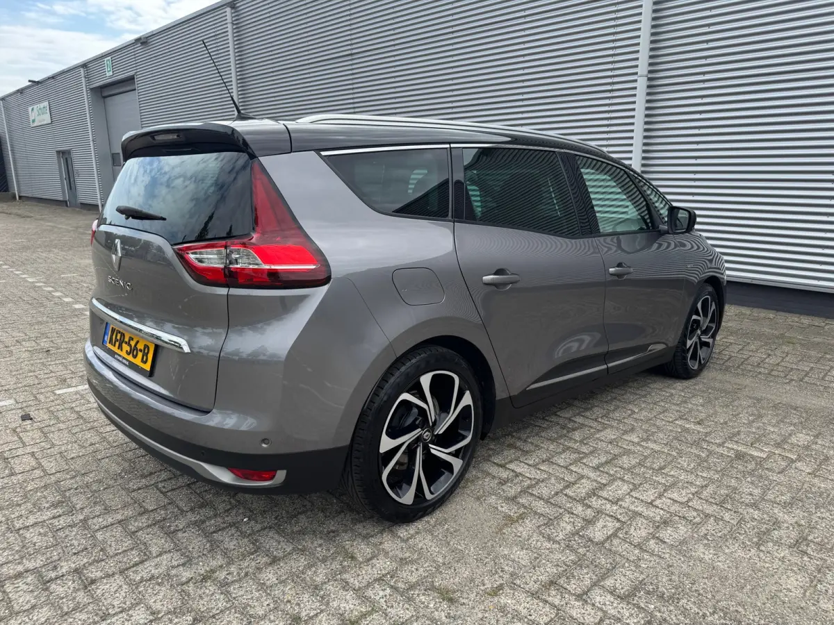 1.3 TCe Bose Automaat,7p. Audio/Navigatie,Carplay,Parksensoren/Camera,
