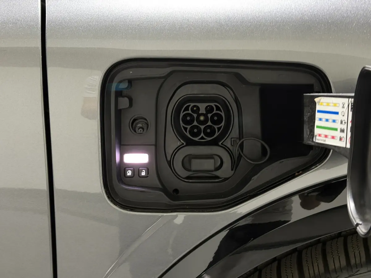 EV40 Boost Charge Equilibre | Airco | LED koplampen | apple carplay | ACC