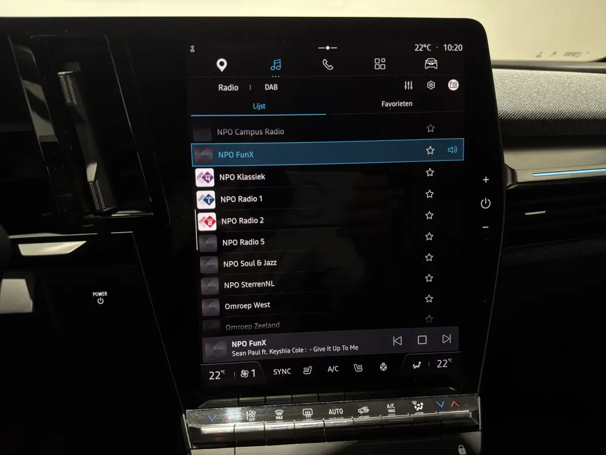 EV40 Boost Charge Equilibre | Airco | LED koplampen | apple carplay | ACC