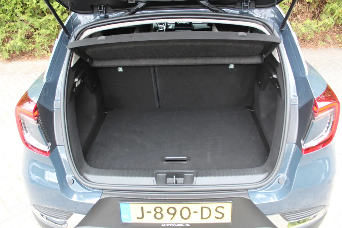 1.0 TCe 100 Intens 100PK | Parkeercamera | Navigatie | Parkeersensoren | Climate Control