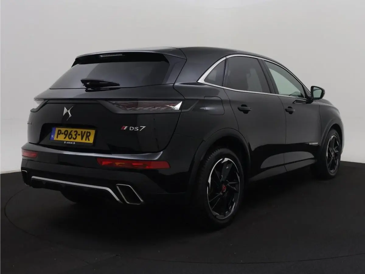 Plug-in Hybrid 225pk Performance Line Alcantara/ Nav/Camera/Vc/Dab/Led