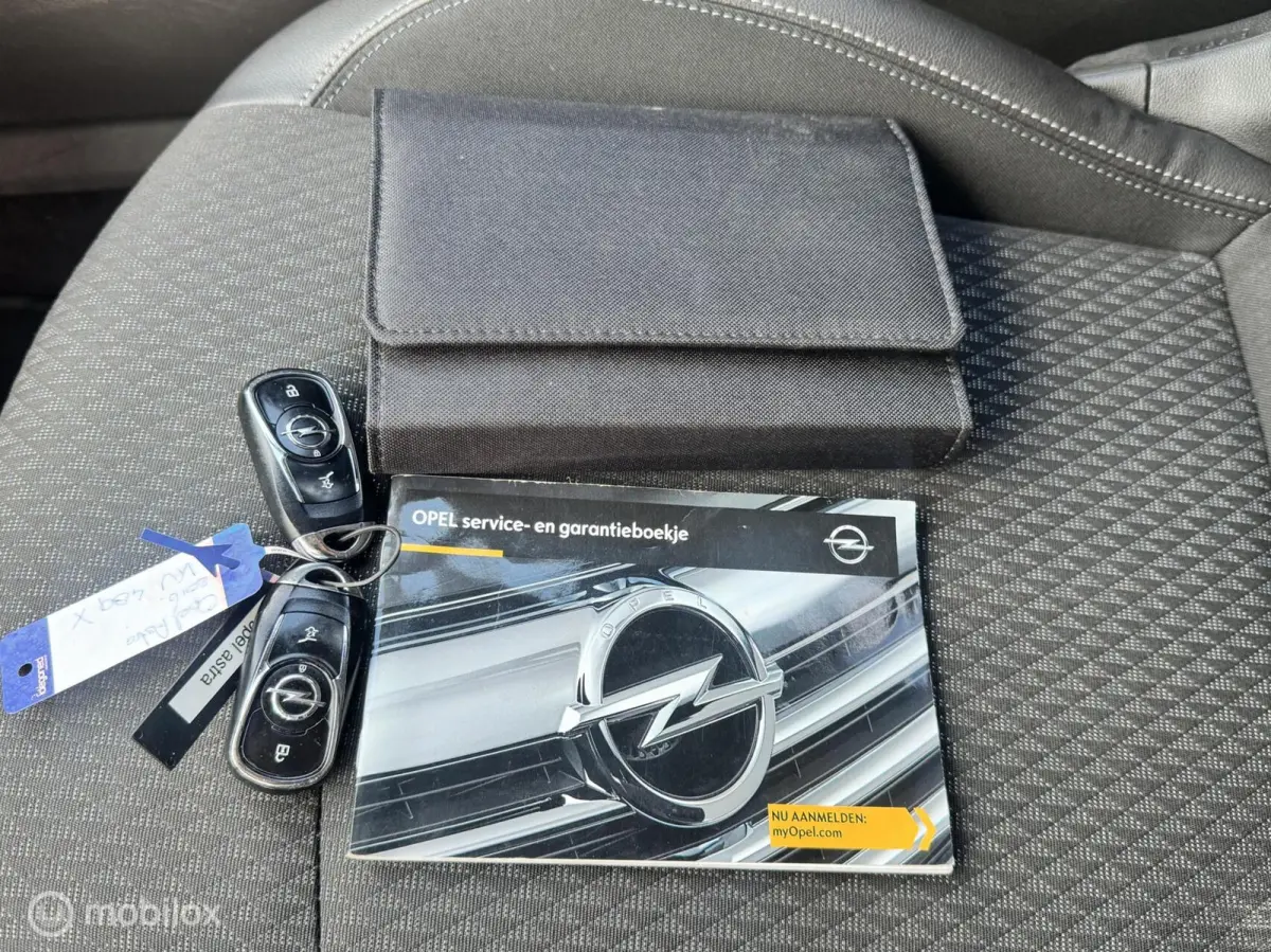 1.4 Innovation|Carplay ½ Leer Keyle