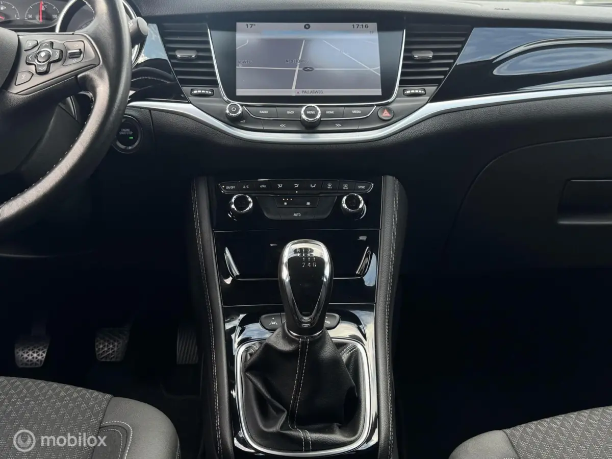 1.4 Innovation|Carplay ½ Leer Keyle