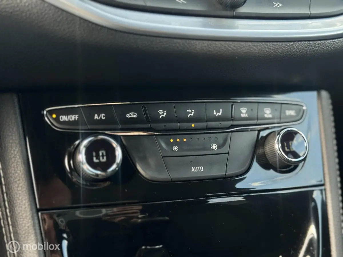 1.4 Innovation|Carplay ½ Leer Keyle