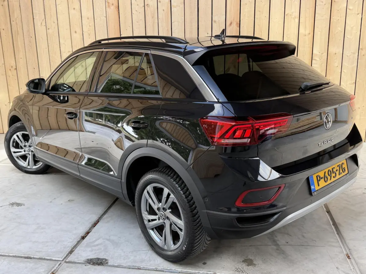 1.0 TSI Life 75 Edition Apple CarPlay/Android Auto | Airconditioning | Cruise control adaptief | LED koplampen | Lichtmetalen velgen | Rijstrooksensor | Getint glas | Achteruitrijcamera