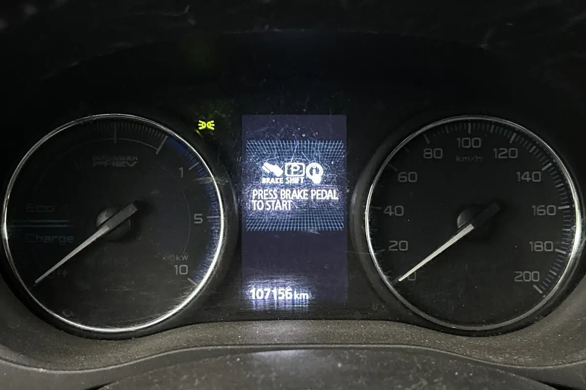 2.4 PHEV Pure | Trekhaak | Camera | Stoelverwarming | Airco