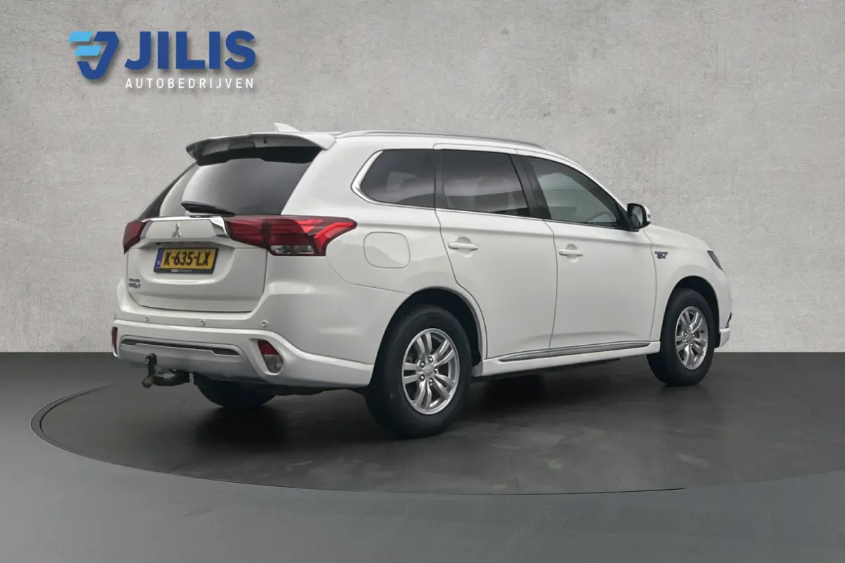 2.4 PHEV Pure | Trekhaak | Camera | Stoelverwarming | Airco
