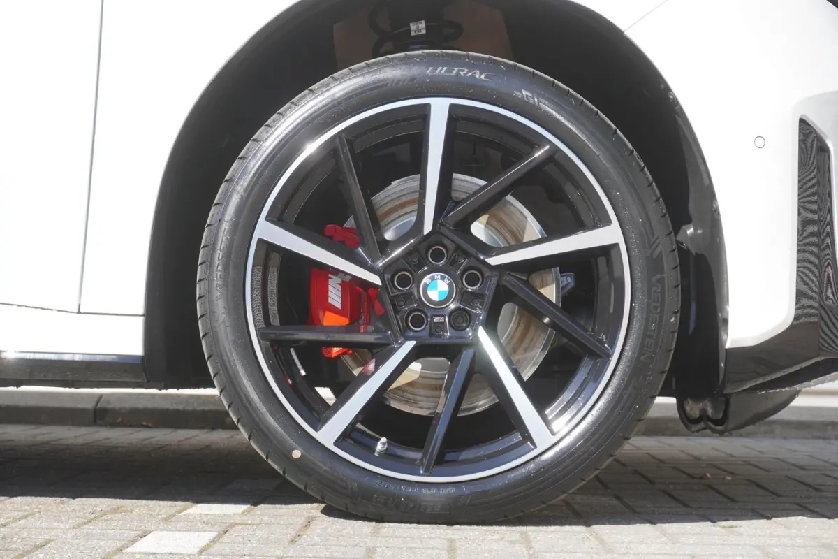 40 eDrive M Sportpakket Pro | Highway Assistant |  BMW Digital Premium |  Innovation Pack | Panoramadak