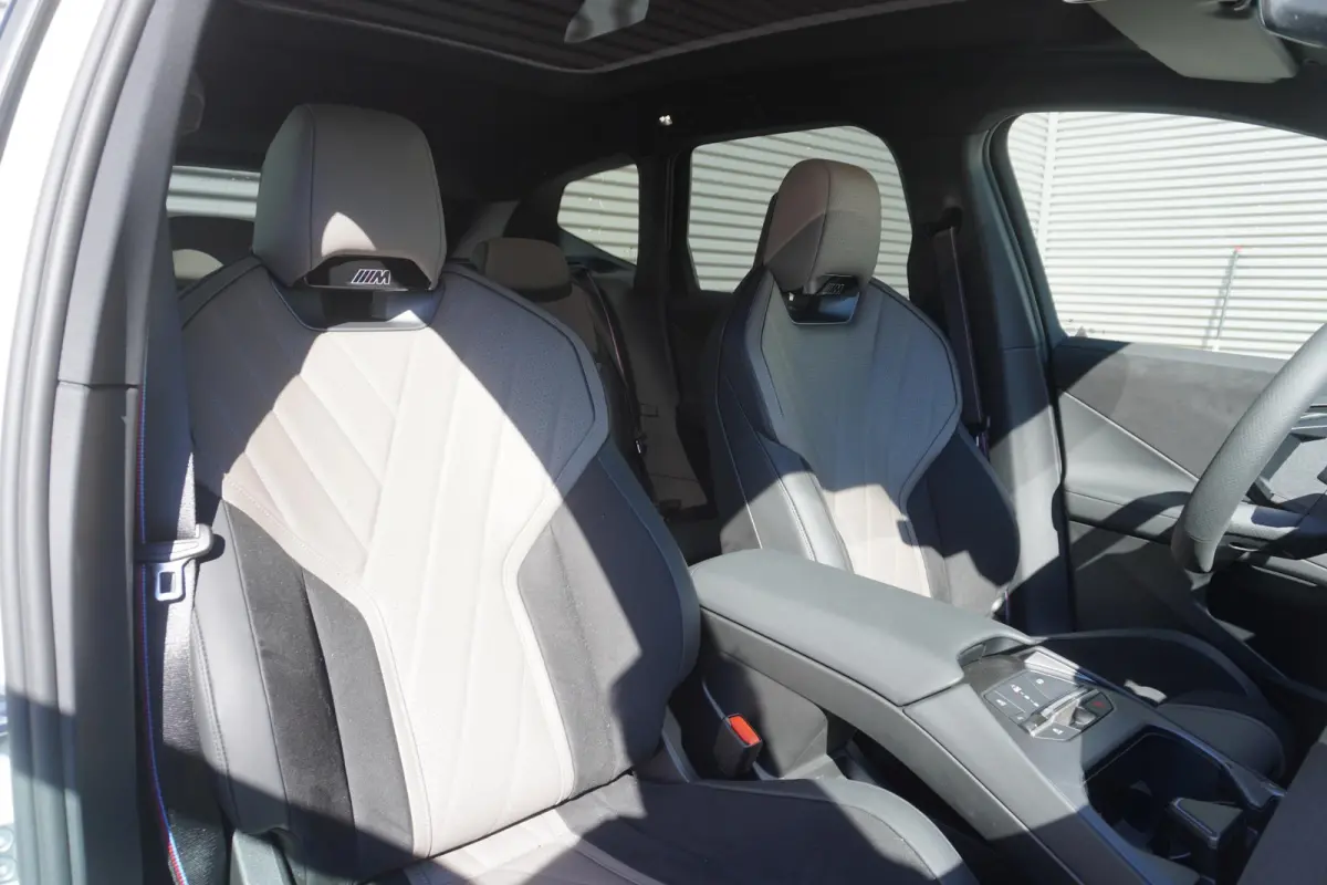 40 eDrive M Sportpakket Pro | Highway Assistant |  BMW Digital Premium |  Innovation Pack | Panoramadak