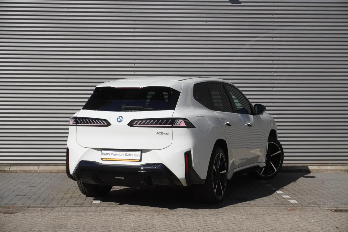 40 eDrive M Sportpakket Pro | Highway Assistant |  BMW Digital Premium |  Innovation Pack | Panoramadak