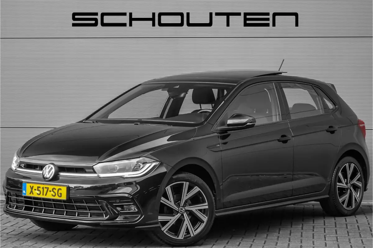1.0 TSI R-Line Pano Camera IQ Light ACC Virtual Cockpit