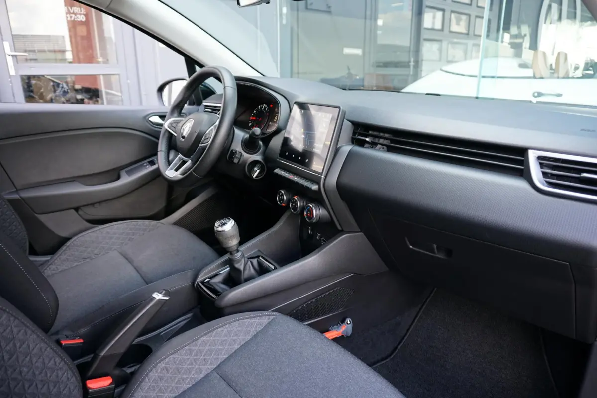 1.0 TCe Zen + CARPLAY / PDC / NAVIGATIE