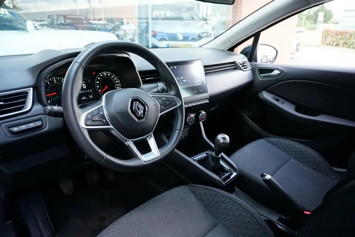 1.0 TCe Zen + CARPLAY / PDC / NAVIGATIE