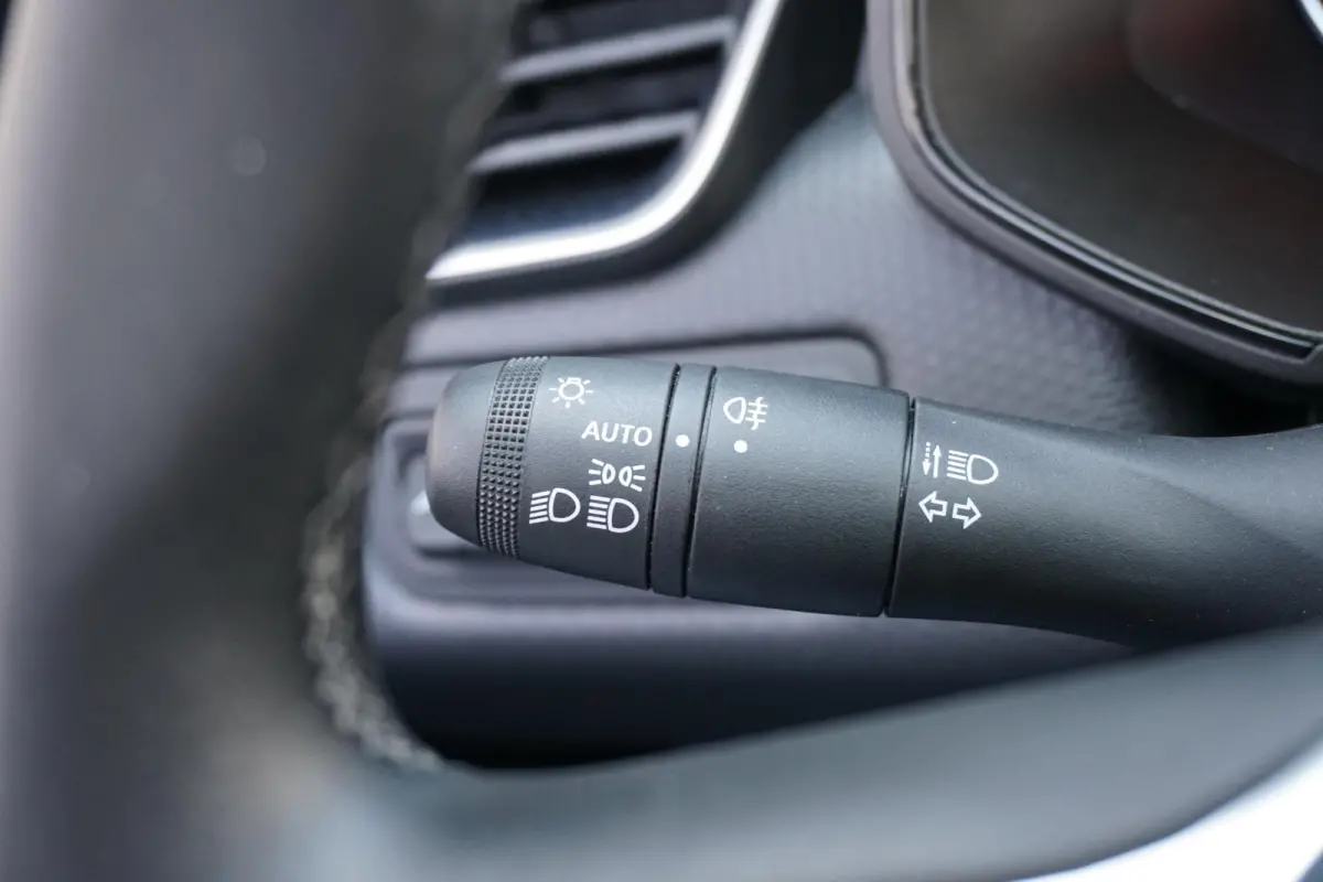 1.0 TCe Zen + CARPLAY / PDC / NAVIGATIE