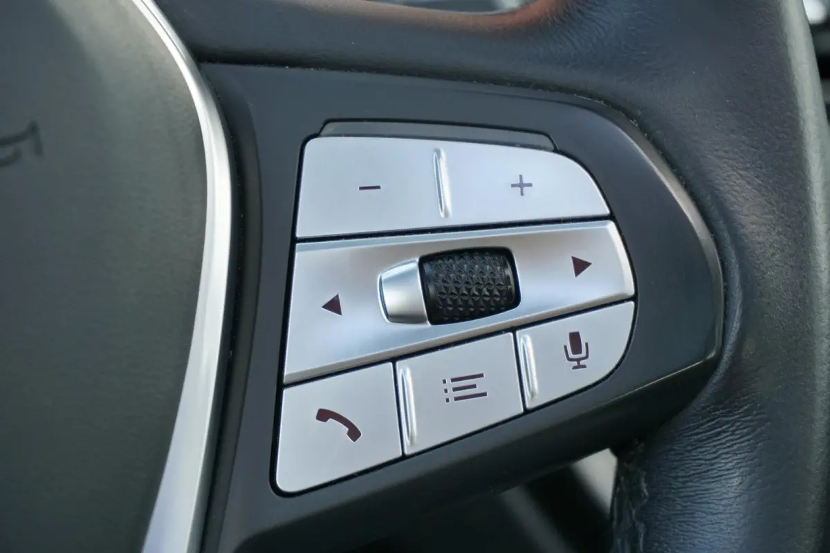 High Executive 80 kWh + PANO / TREKHAAK / 360 CAMERA / HEAD-UP / PREMIUM AUDIO