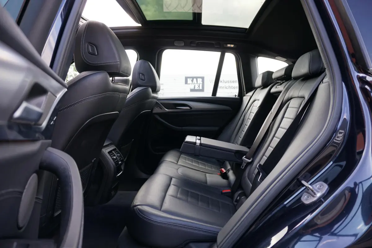High Executive 80 kWh + PANO / TREKHAAK / 360 CAMERA / HEAD-UP / PREMIUM AUDIO
