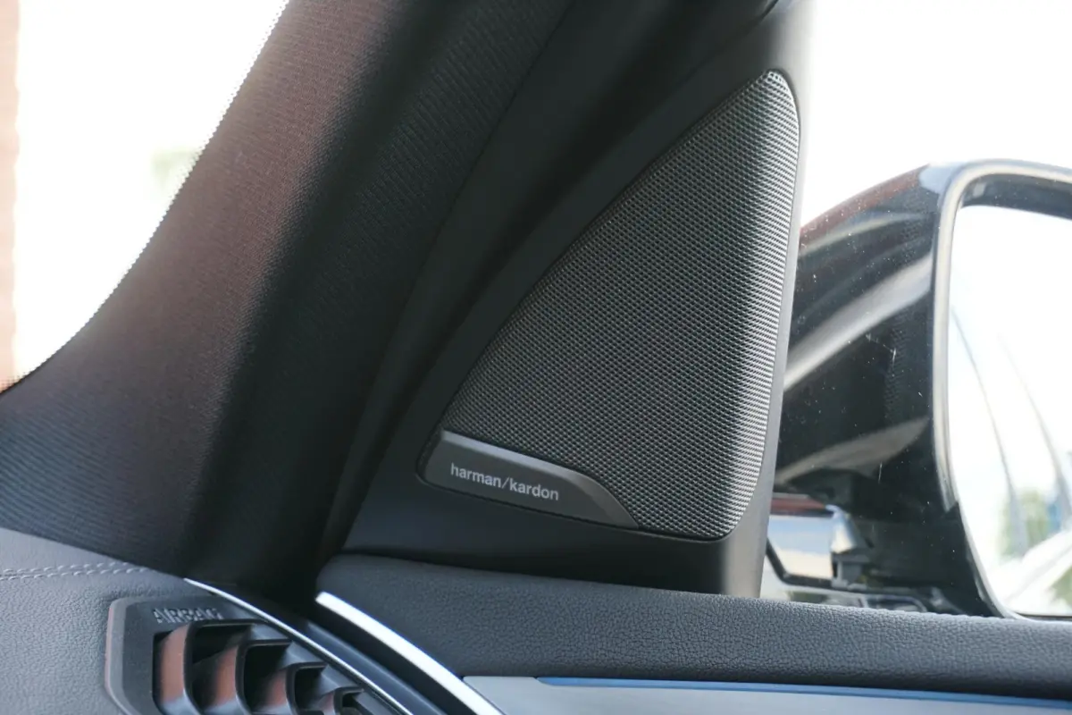 High Executive 80 kWh + PANO / TREKHAAK / 360 CAMERA / HEAD-UP / PREMIUM AUDIO