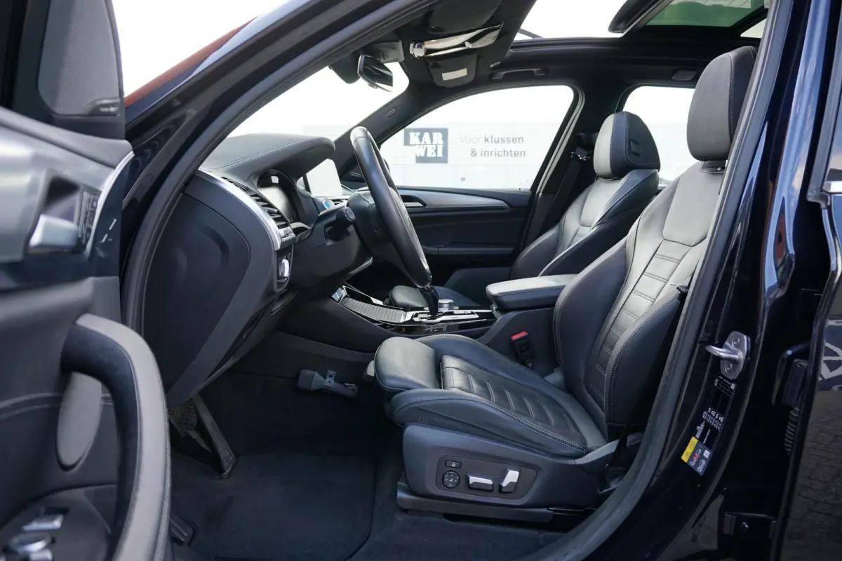 High Executive 80 kWh + PANO / TREKHAAK / 360 CAMERA / HEAD-UP / PREMIUM AUDIO