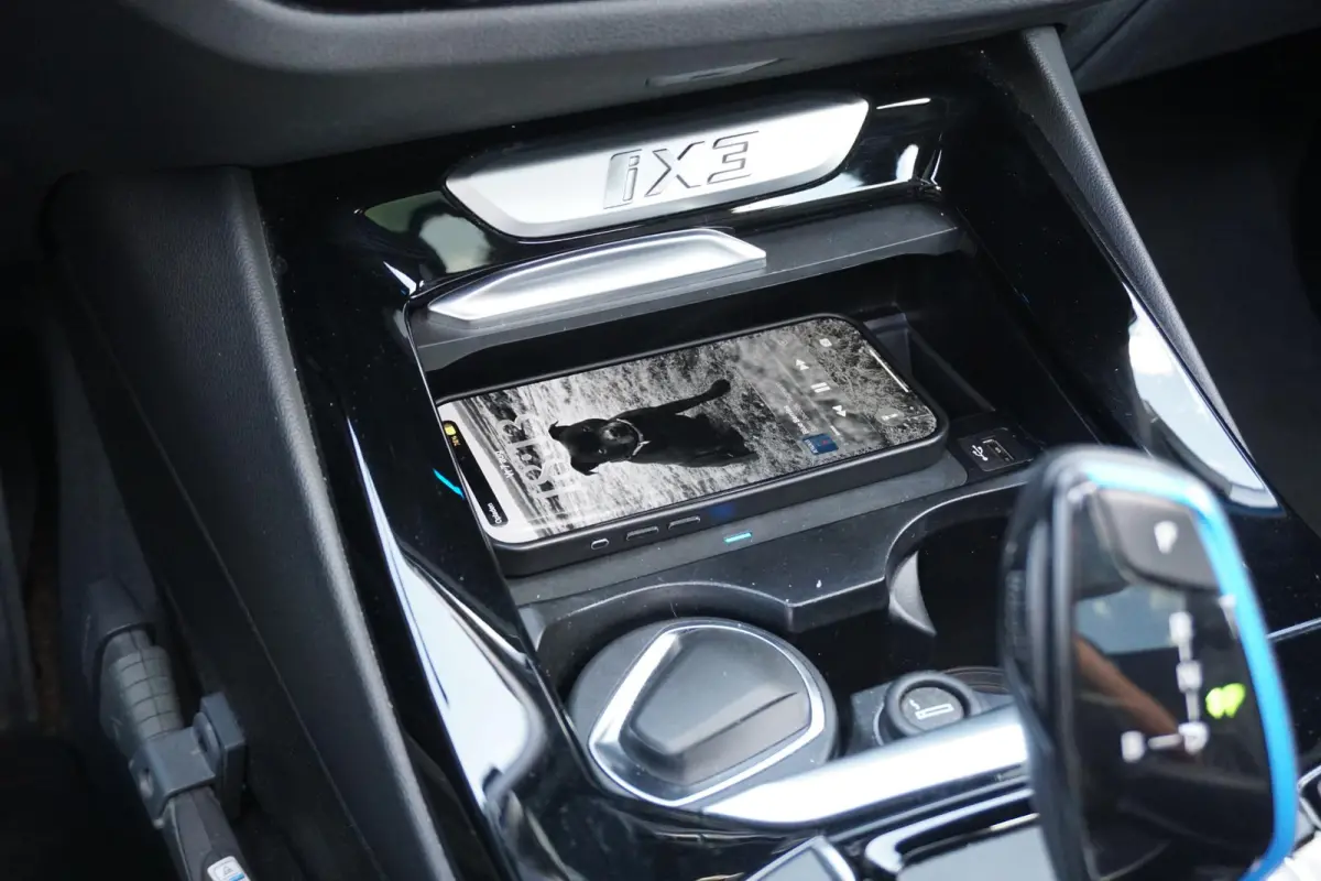 High Executive 80 kWh + PANO / TREKHAAK / 360 CAMERA / HEAD-UP / PREMIUM AUDIO