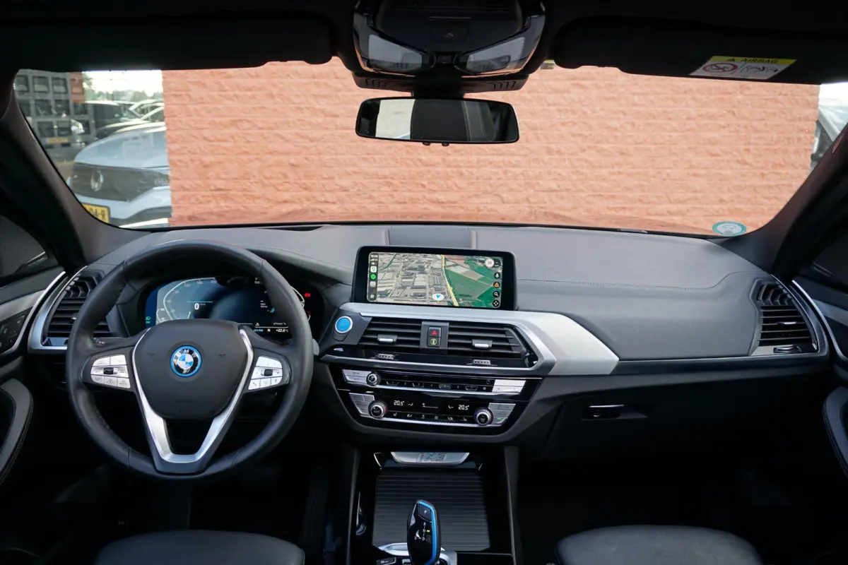 High Executive 80 kWh + PANO / TREKHAAK / 360 CAMERA / HEAD-UP / PREMIUM AUDIO