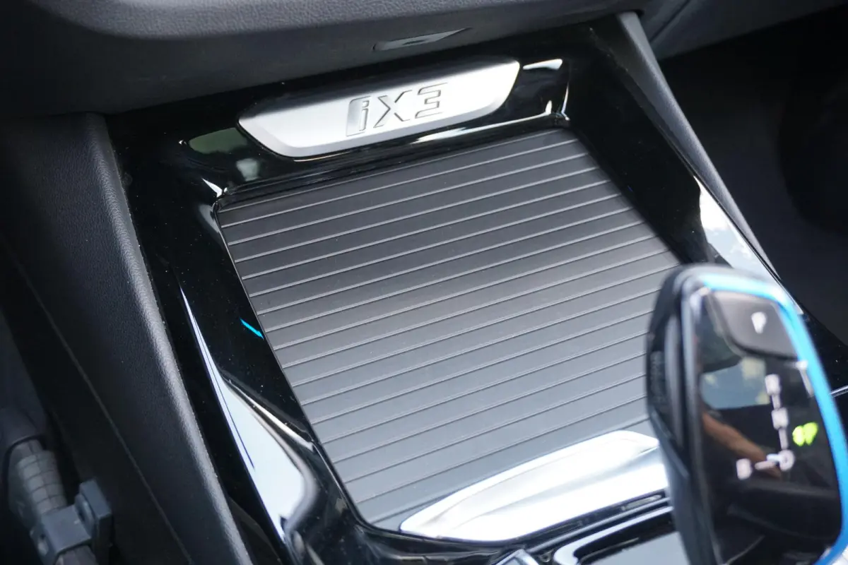 High Executive 80 kWh + PANO / TREKHAAK / 360 CAMERA / HEAD-UP / PREMIUM AUDIO