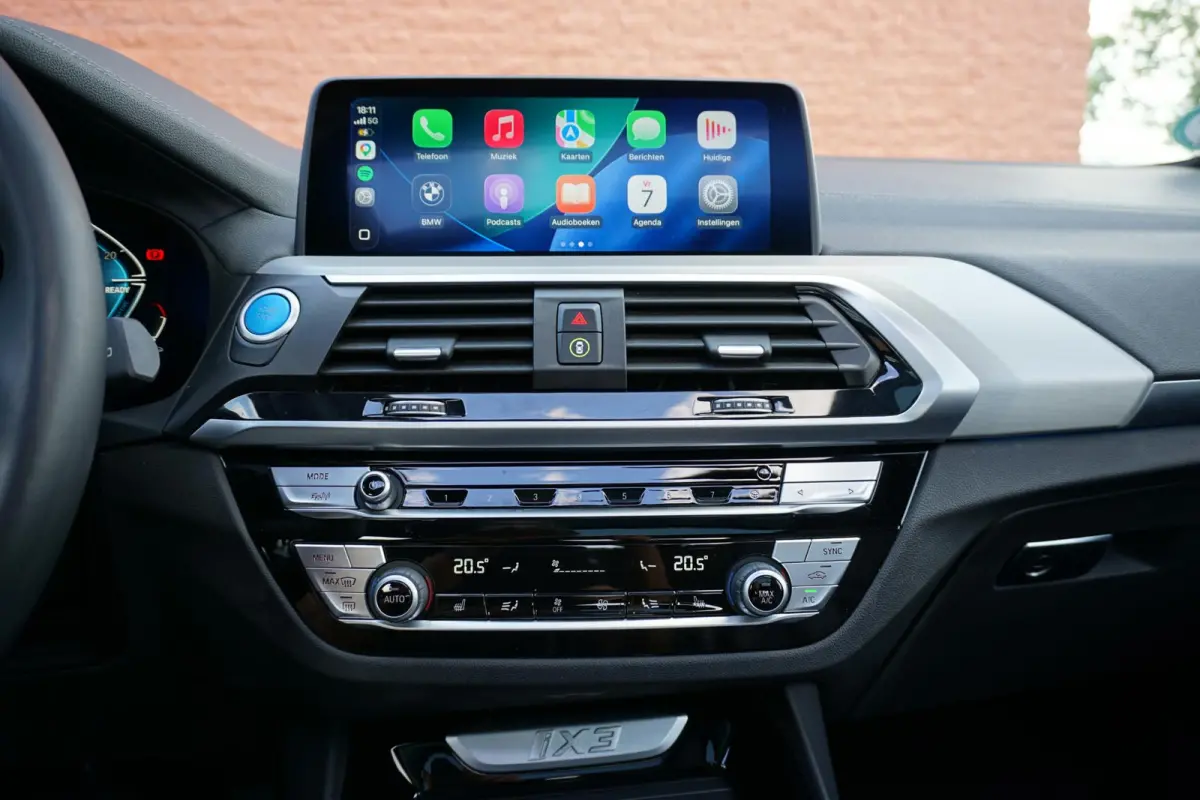 High Executive 80 kWh + PANO / TREKHAAK / 360 CAMERA / HEAD-UP / PREMIUM AUDIO
