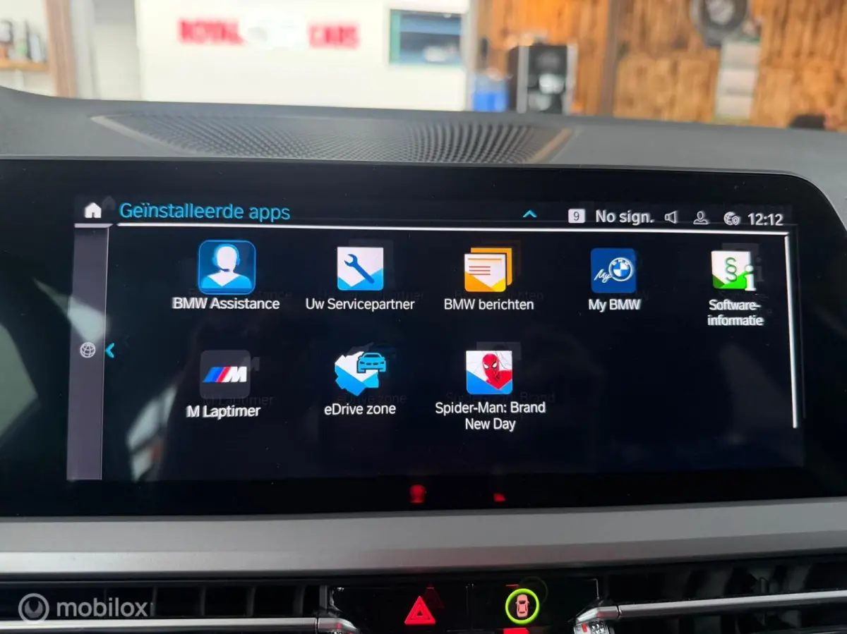 320e|Clima|Carplay|Nieuw staat!