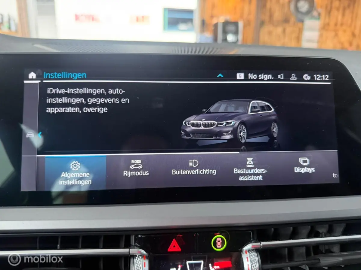 320e|Clima|Carplay|Nieuw staat!
