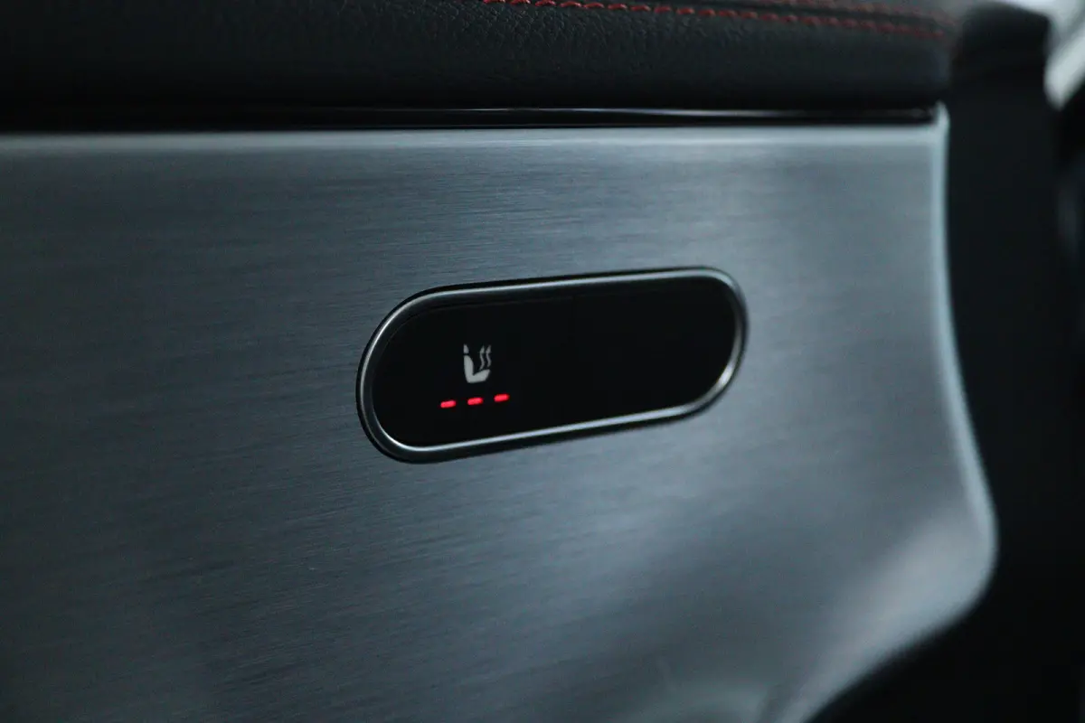 200 Business Solution AMG | Cruise Control | Stoelverwarming | Schuifdak | Camera | Navi | Climate Control | Elektr. Klep