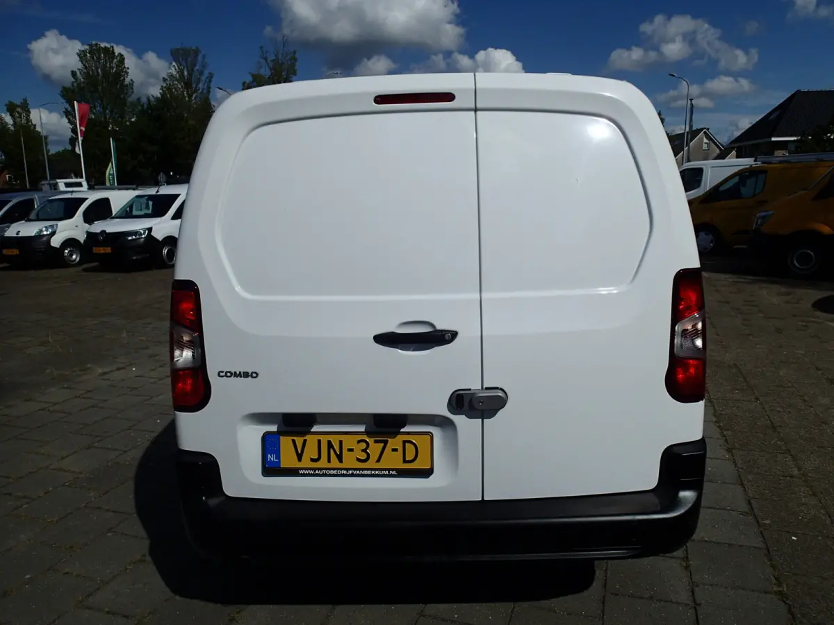 1.5D L2H1 Edition VOORZIEN VAN AIRCO+CRUISE+KASTEN  !!!!
