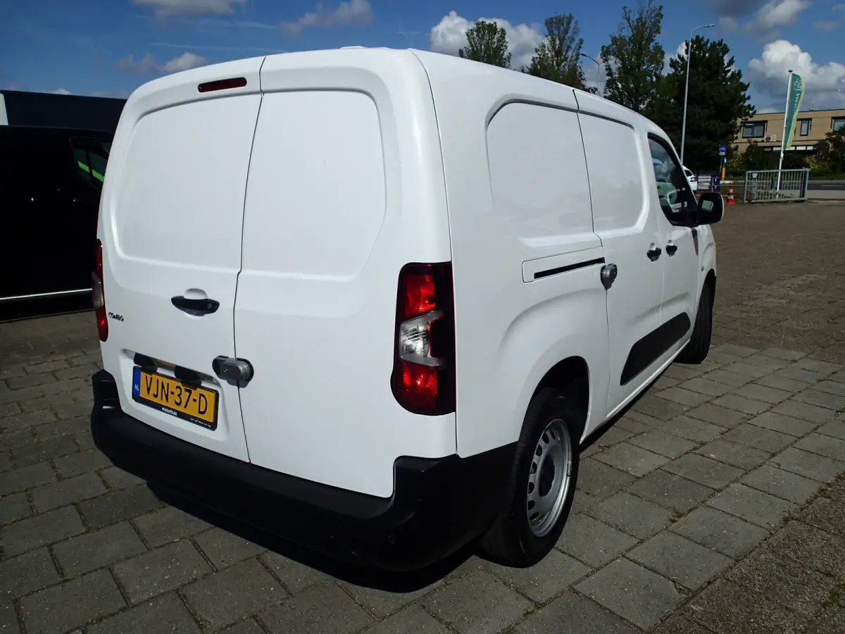 1.5D L2H1 Edition VOORZIEN VAN AIRCO+CRUISE+KASTEN  !!!!