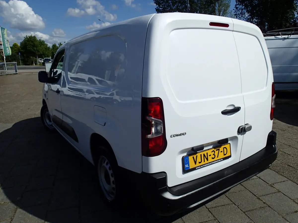 1.5D L2H1 Edition VOORZIEN VAN AIRCO+CRUISE+KASTEN  !!!!