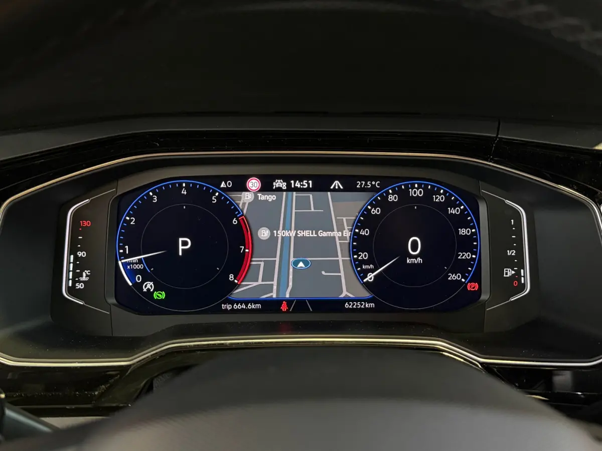 1.5 TSI R-Line Pano|Cam|Keyl|Led|IQ|Carplay