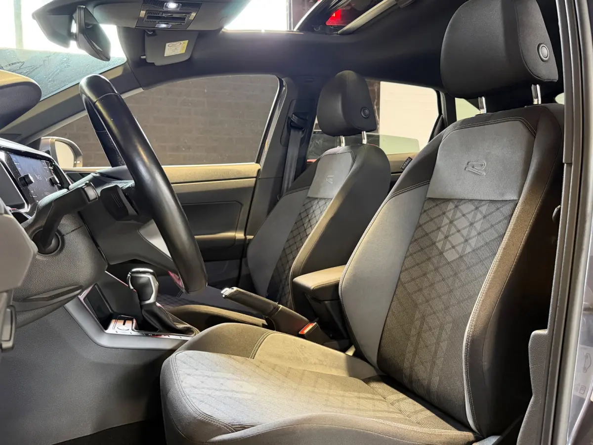 1.5 TSI R-Line Pano|Cam|Keyl|Led|IQ|Carplay