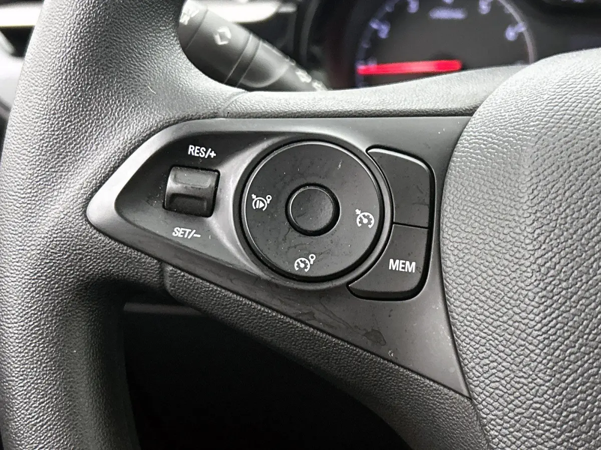 1.2 Edition | 75pk | Airco | Cruise Control | Lichtmetalen Velgen |