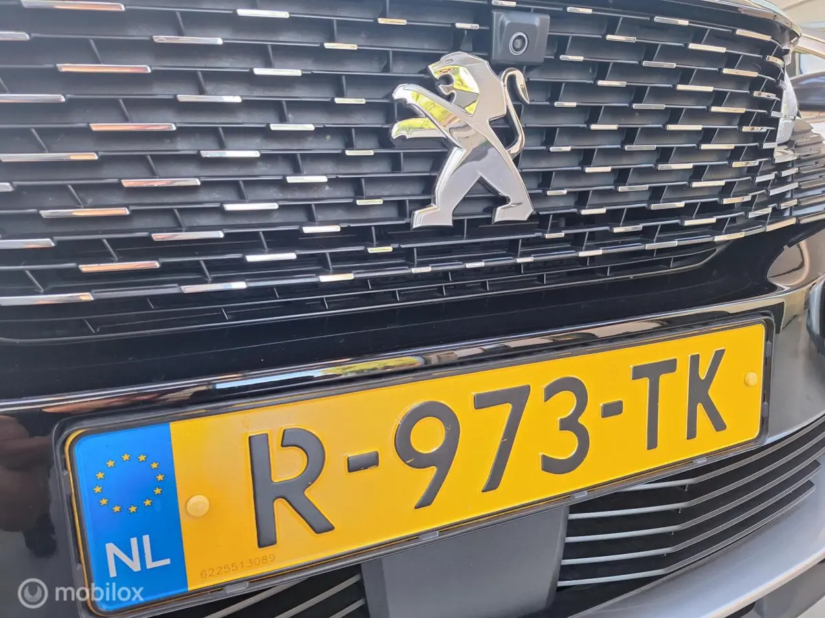 1.2 PureTech Allure Pack Business 12 Eig. NL-Auto ! BTW-Auto ! A.U.R. Camera, Full-Map Navigatie, Climate-Control, Stoelverwarming, Led.