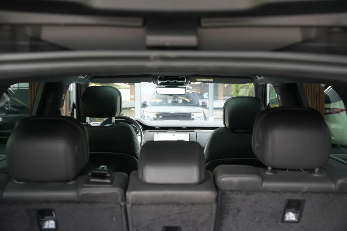 3.0 P510e HSE PHEV 510 pk koelbox elektrische trekhaak 22" achterasbesturing zeer complete HSE-uitrusting