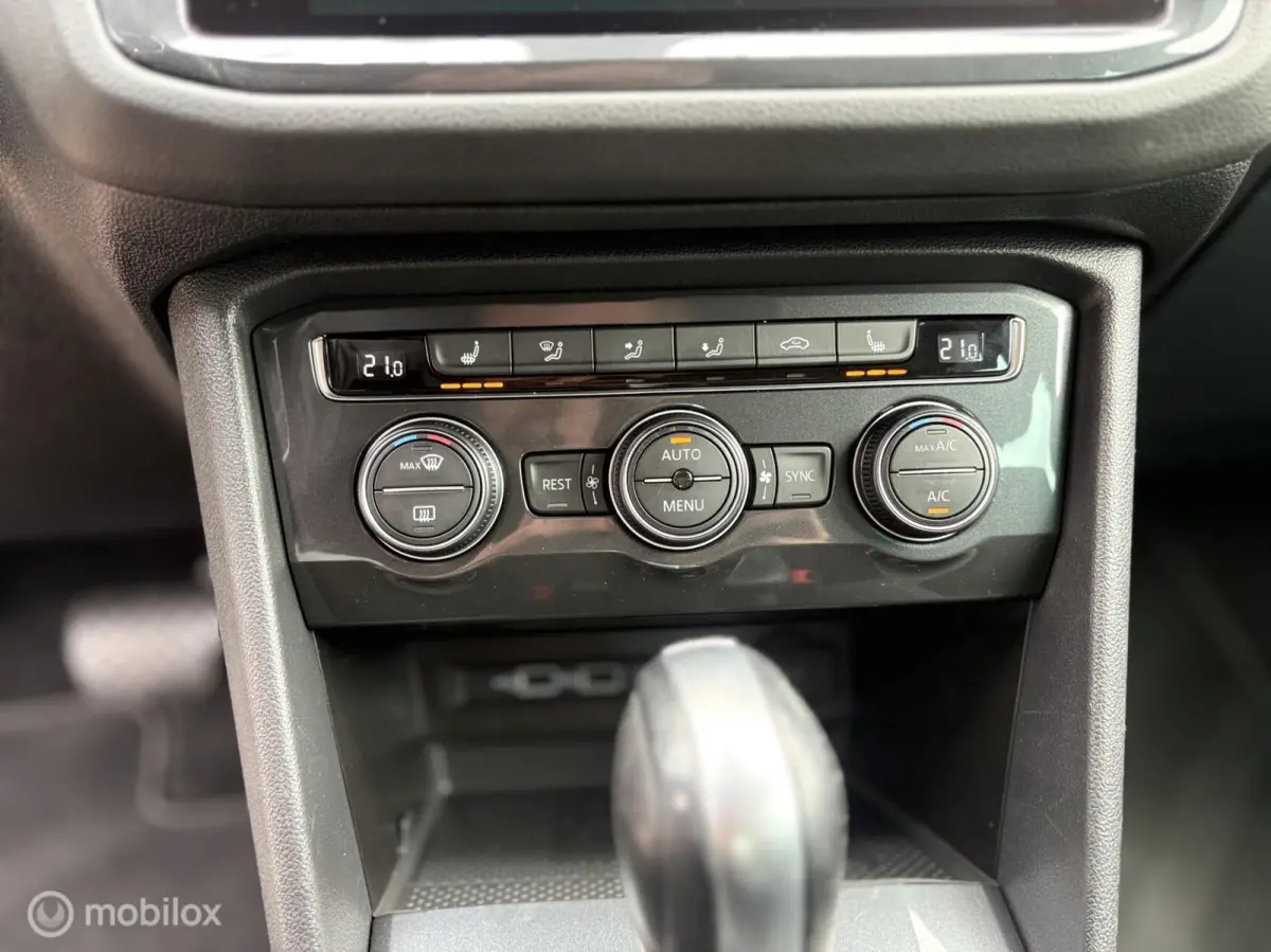 1.5 TSI ACT Highline Business R|Trekhaak|Adapt.cruise|Carplay|Stoel.verw