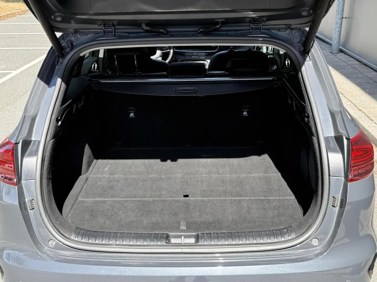 1.0 T-GDi GT-Line | Panoramadak | Leder | Full Options