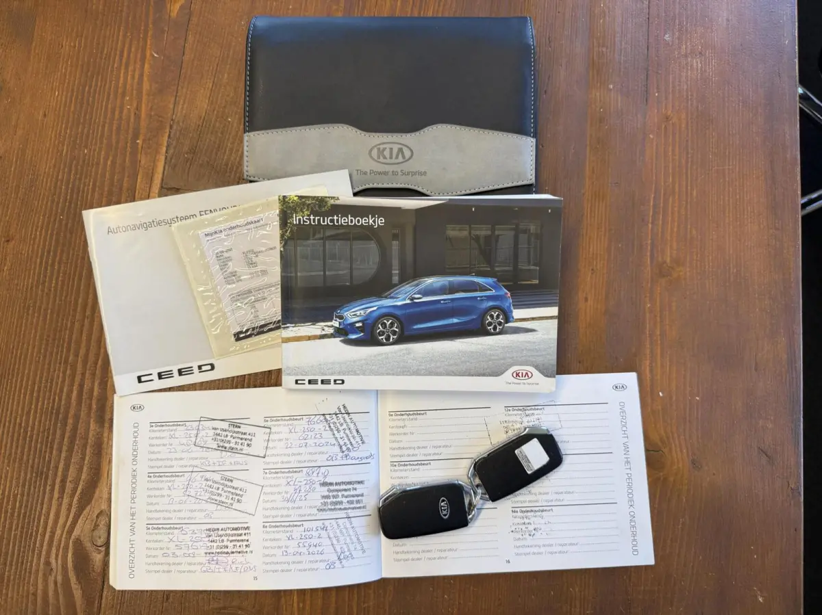 1.0 T-GDi GT-Line | Panoramadak | Leder | Full Options