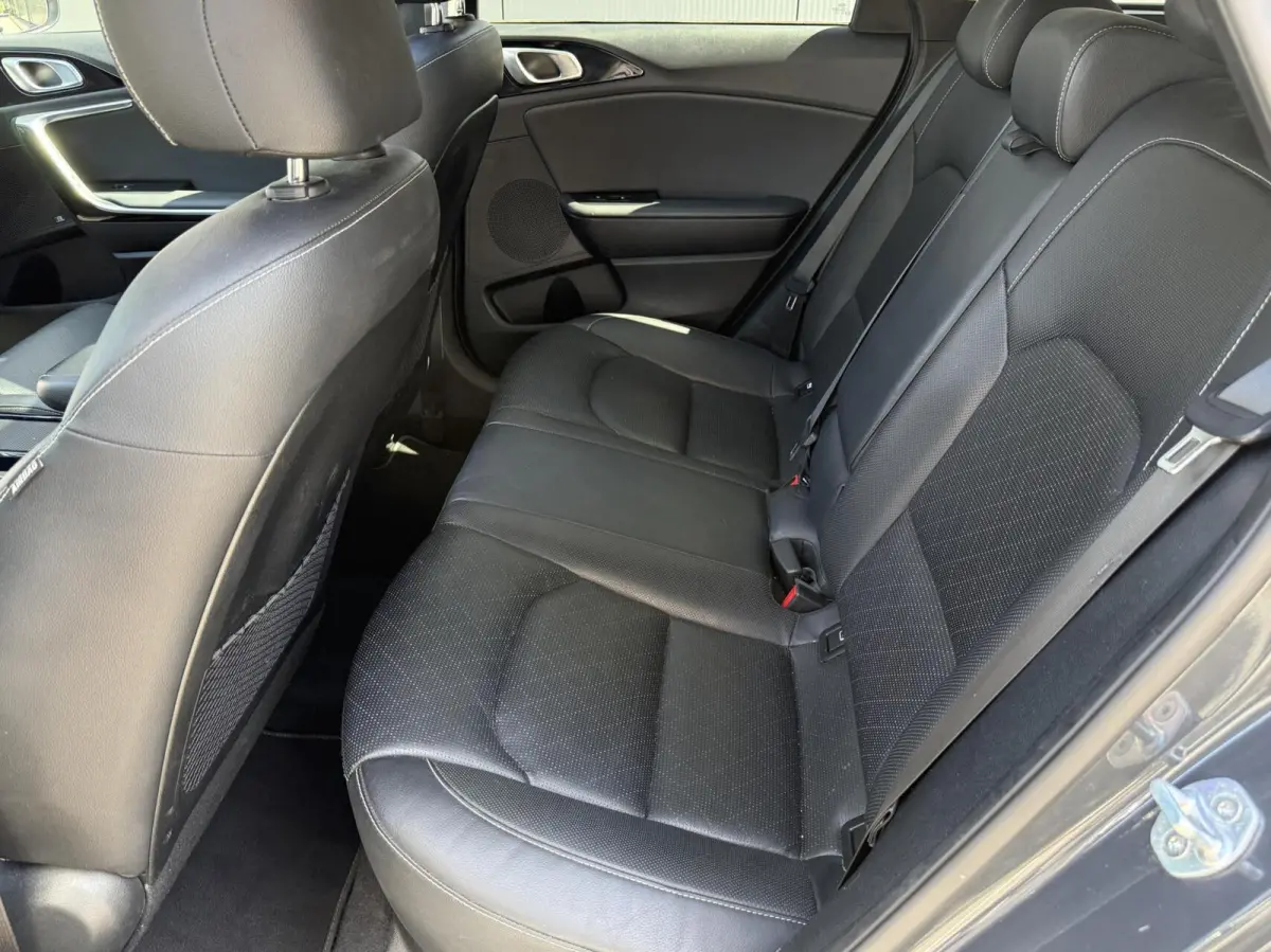 1.0 T-GDi GT-Line | Panoramadak | Leder | Full Options