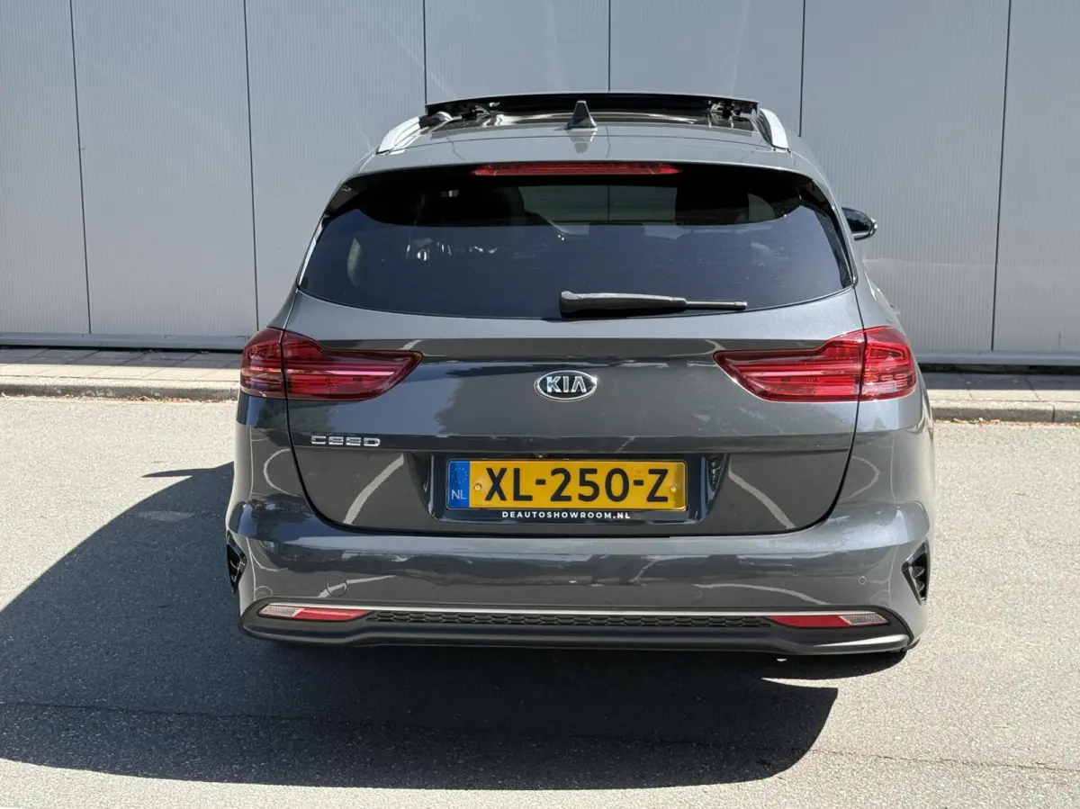 1.0 T-GDi GT-Line | Panoramadak | Leder | Full Options