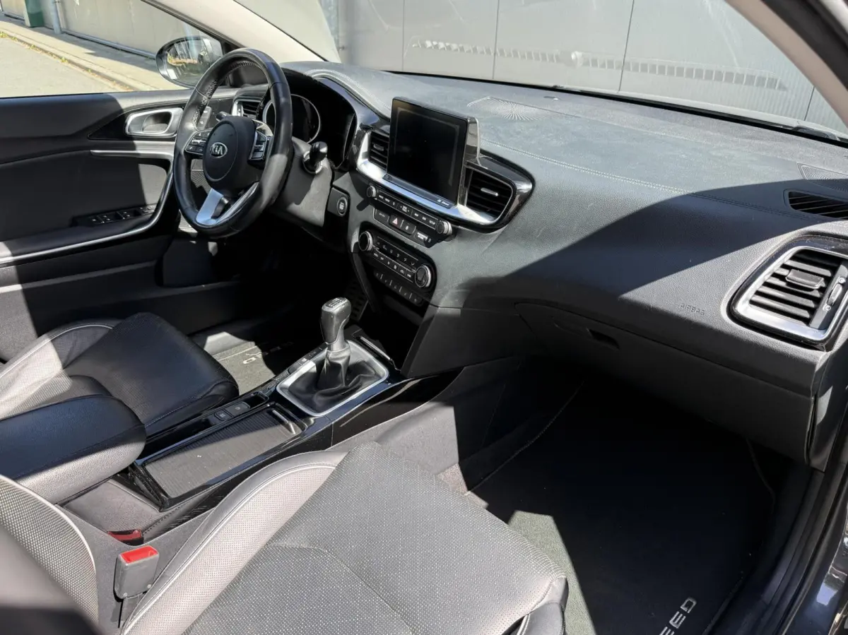 1.0 T-GDi GT-Line | Panoramadak | Leder | Full Options