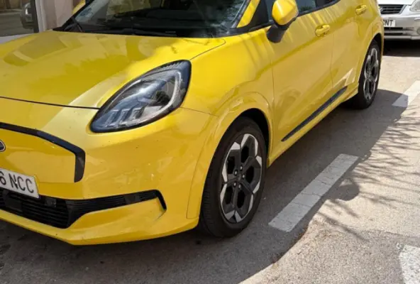 Premium 44 kWh FM nav / clima / camera / 8.822 KM!!