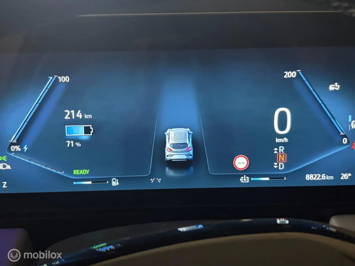 Premium 44 kWh FM nav / clima / camera / 8.822 KM!!