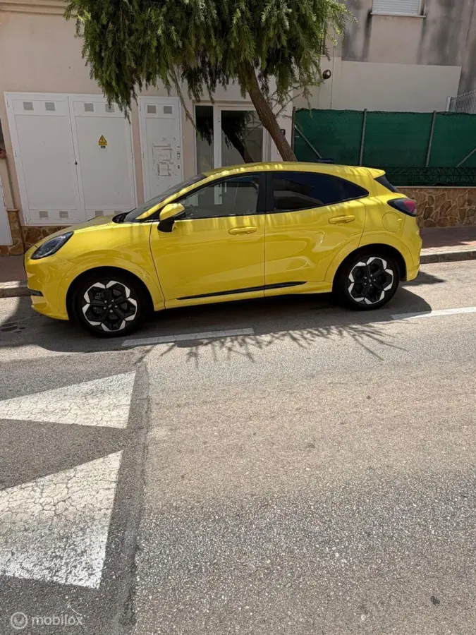 Premium 44 kWh FM nav / clima / camera / 8.822 KM!!