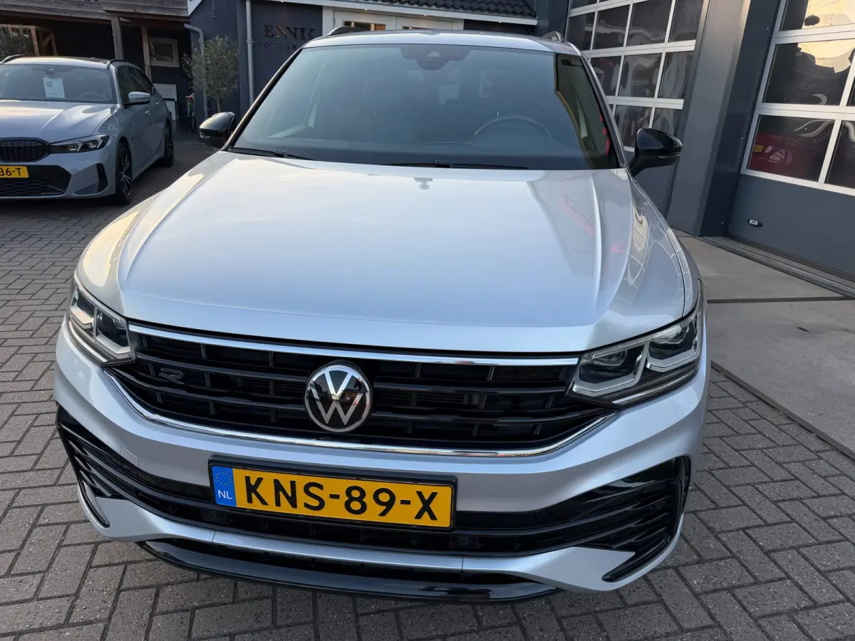 1.5 TSI R-Line Business+/ ACC / Black Pack / 2x R-Line .
